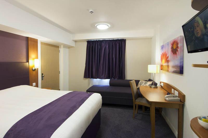 Premier Inn เอดินบะระ ภายนอก รูปภาพ